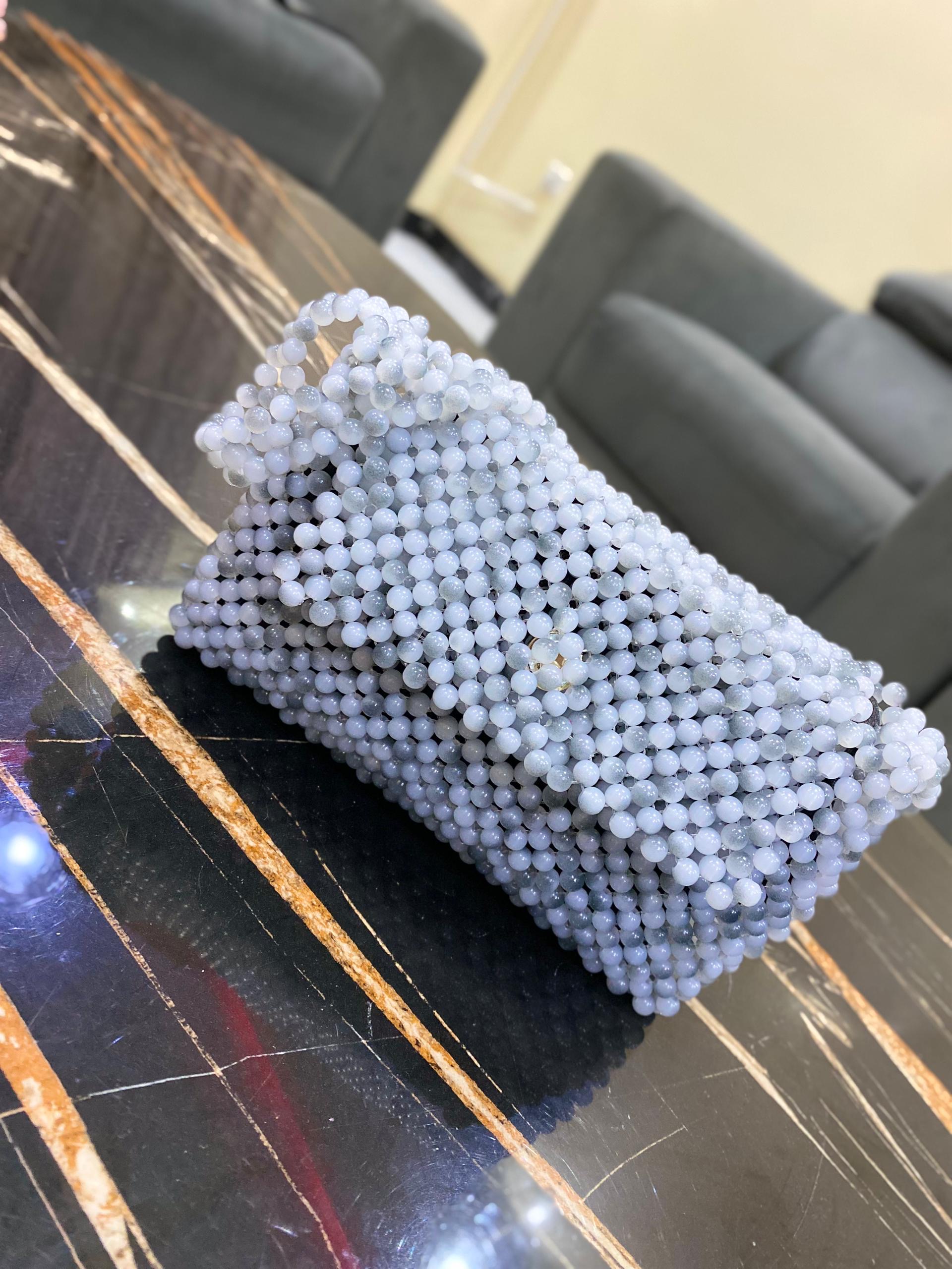 Sac Pochette en Perles Élégantes